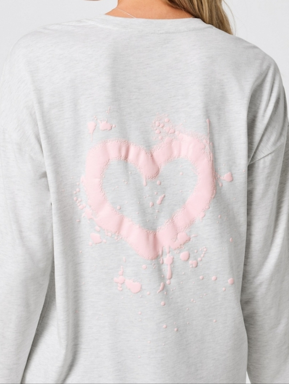 Fabletics 24-7 Long Sleeve Tee Luxe 360 Heart Graphic Oversized Gym Athleisure